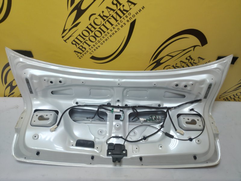 Крышка багажника задняя IS250 2012-2019 ASE30 Крышка багажника задняя IS250 2012-2019 ASE30