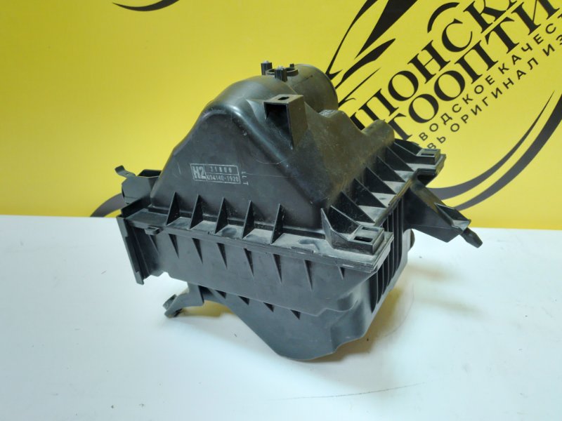 Корпус воздушного фильтра передний RX450H 2009-2011 GYL10