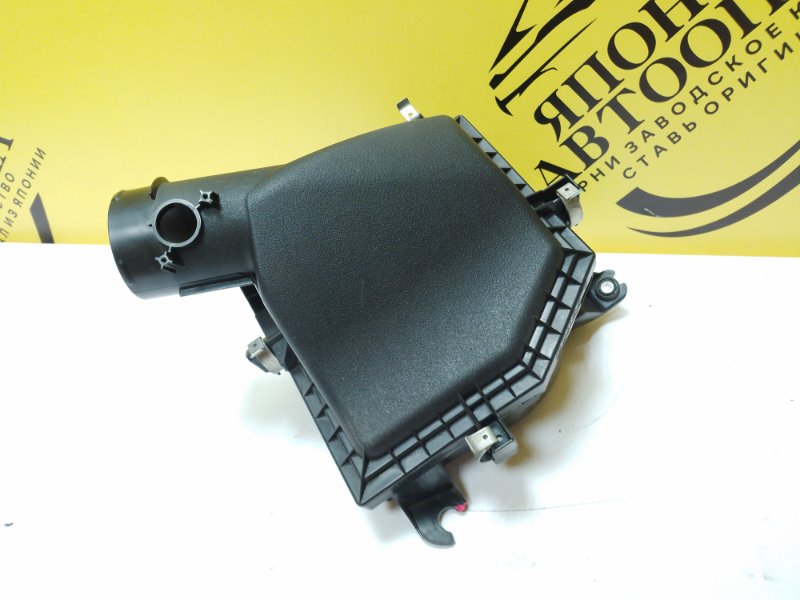 Корпус воздушного фильтра передний Lexus IS250 GSE30 Корпус воздушного фильтра передний Lexus IS250 GSE30