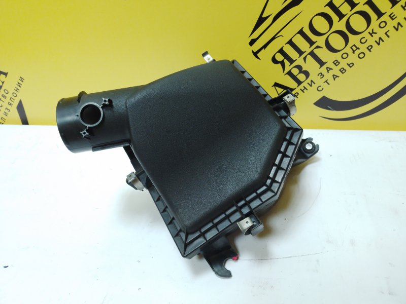 Корпус воздушного фильтра передний IS250 2012-2016 GSE30 Корпус воздушного фильтра передний IS250 2012-2016 GSE30