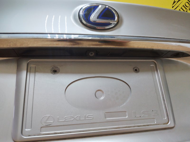 Крышка багажника задняя LS600H 2013 UVF45