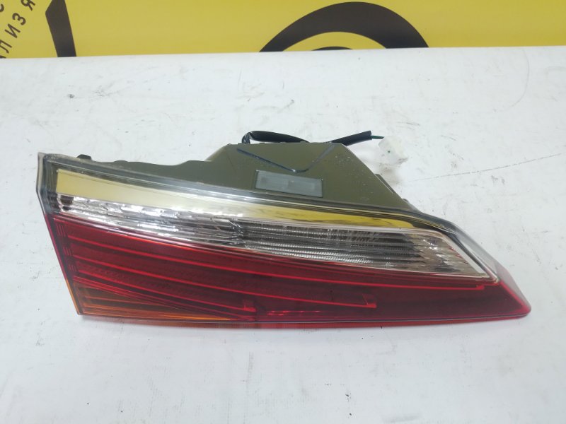 Фонарь вставка багажника задний правый IS200T 2016 ASE30 8ARFTS