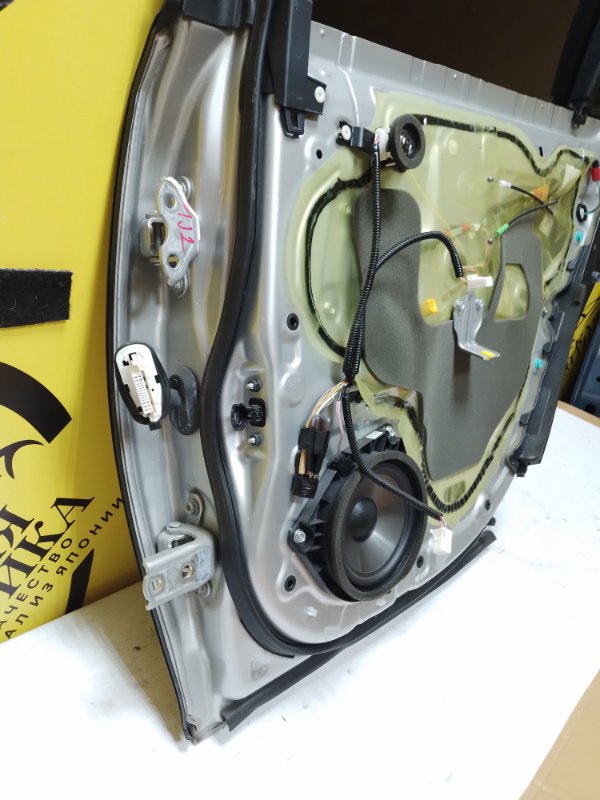 Дверь боковая задняя правая GS250 2013 GRL10 2ARFSE Дверь боковая задняя правая GS250 2013 GRL10 2ARFSE