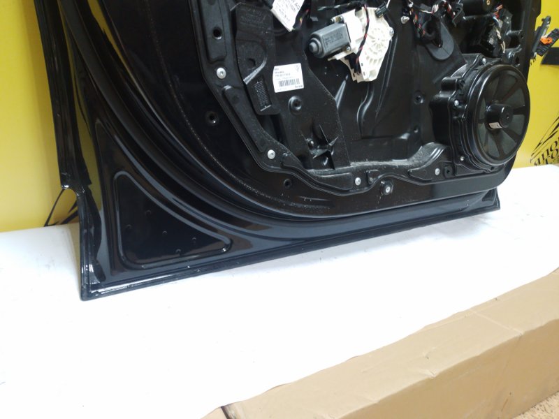 Дверь боковая передняя левая Cayenne 2013 958