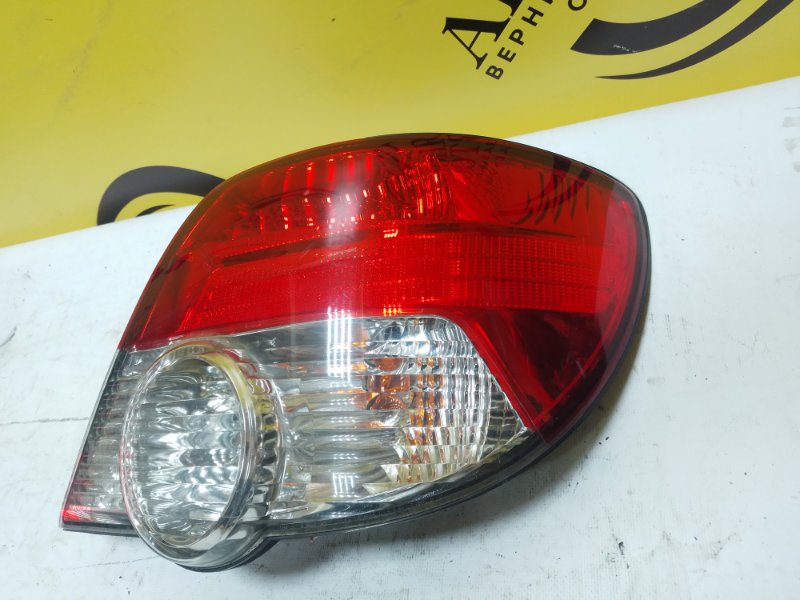 Фонарь стоп-сигнала задний правый Impreza 2003 GG2 Фонарь стоп-сигнала задний правый Impreza 2003 GG2