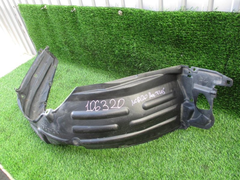 Подкрылок передний правый TOYOTA RACTIS NCP120 53805-52030 контрактная