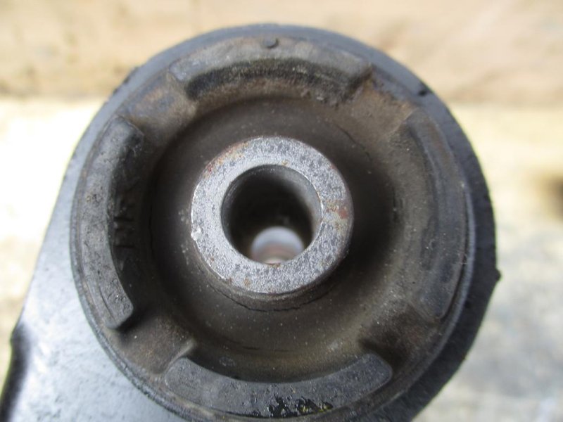 Рычаг верхний передний правый GS350 GRS191