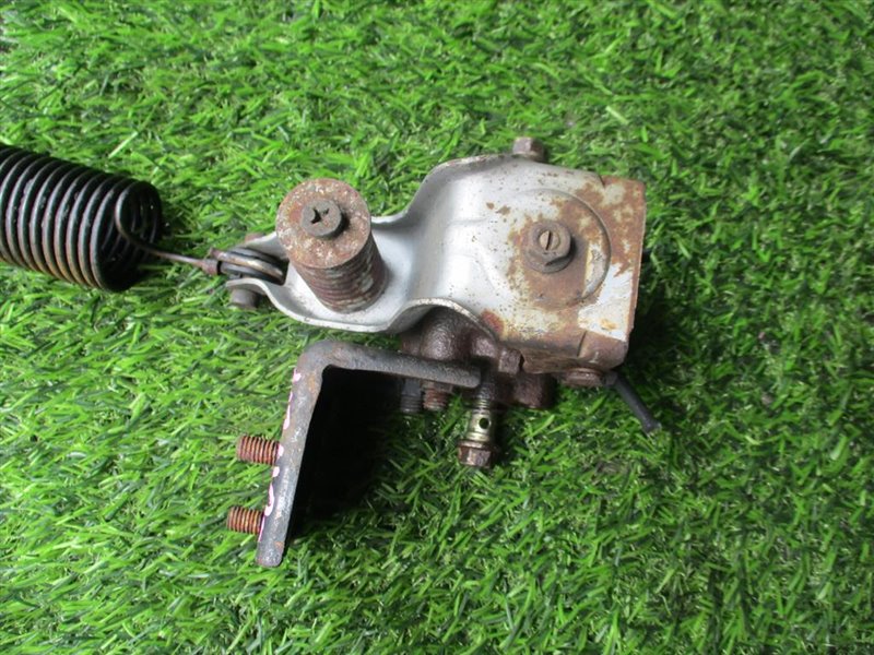 Распределитель тормозной задний VANETTE SK82V F8