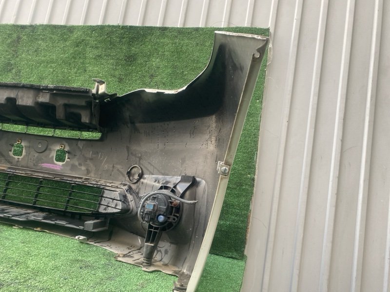 Бампер передний TREZIA NSP120