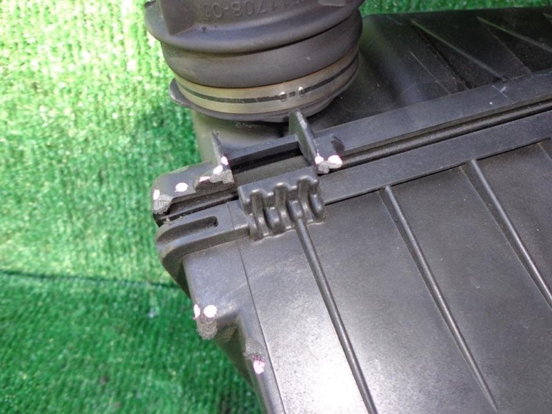 Корпус воздушного фильтра HATCH 2002 R50 W10B16AA