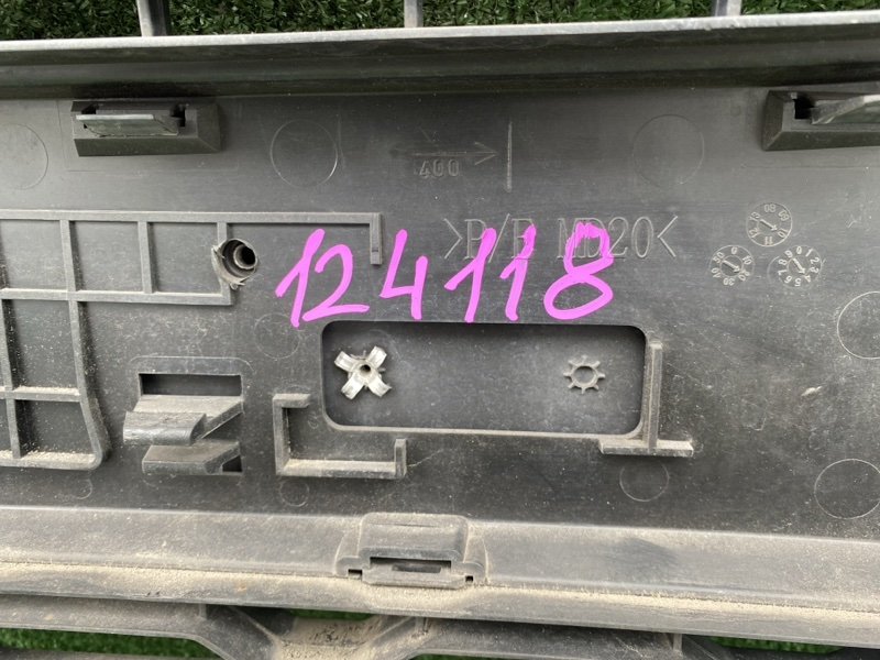 Решетка бамперная C3 A51 EP6C Решетка бамперная C3 A51 EP6C