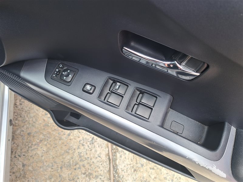 Блок управления стеклоподъемниками передний правый MITSUBISHI OUTLANDER CW5W 4B12