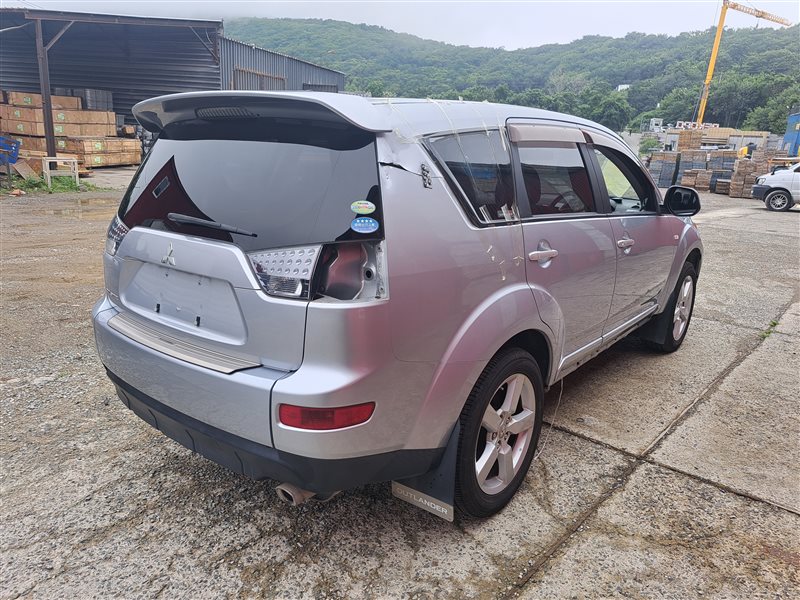Подкрылки задние OUTLANDER 2006 CW5W 4B12