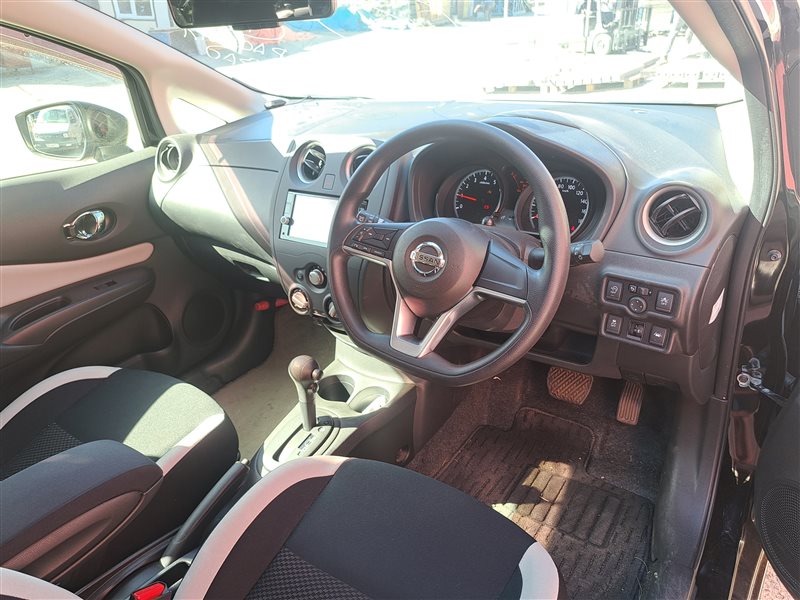 Фиксатор упора капота Note 2017 E12 HR12DE