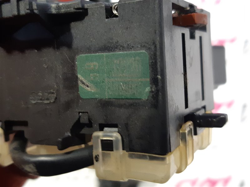 Блок подрулевых переключателей Celica 2004 ZZT230 1ZZ-FE Блок подрулевых переключателей Celica 2004 ZZT230 1ZZ-FE