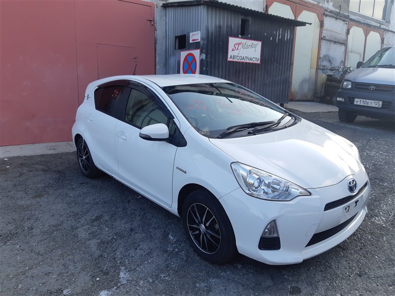 Педаль газа AQUA 2012 NHP10 1NZFXE Педаль газа AQUA 2012 NHP10 1NZFXE