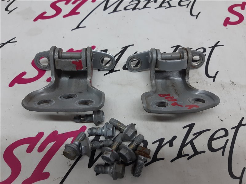 Петля двери передняя правая Daihatsu Hijet S321V KFVE4