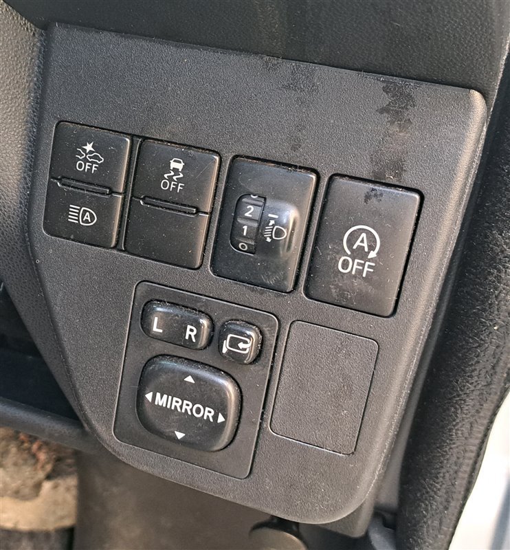 Кнопка включения радара Hijet 2019 S321V KFVE4