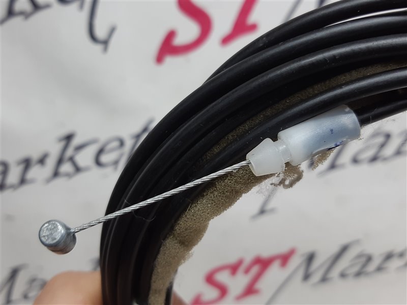 Трос лючка топливного бака Note 2017 E12 HR12DDR Трос лючка топливного бака Note 2017 E12 HR12DDR