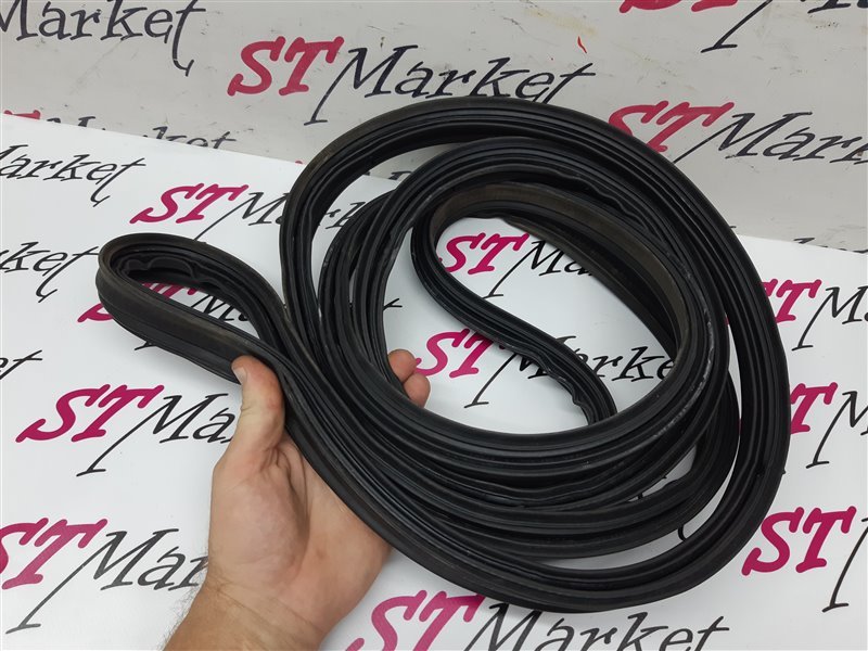 Уплотнитель крышки багажника OUTLANDER 2007 CW5W 4B12