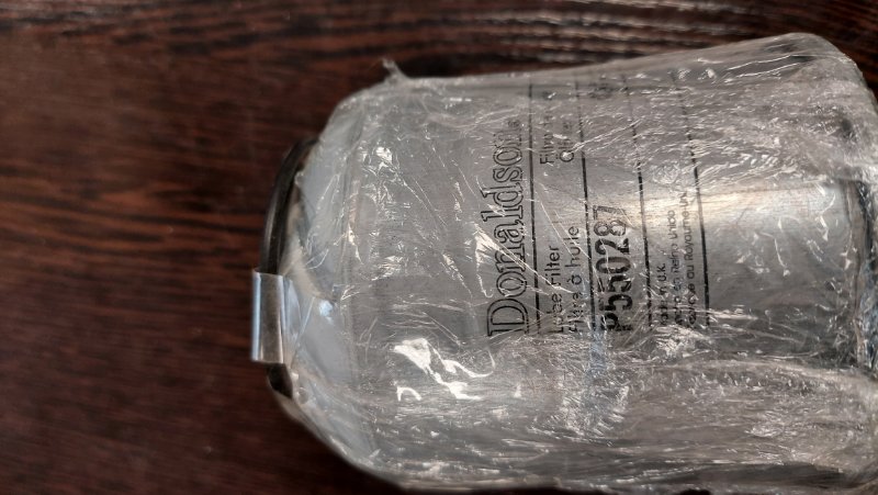 Запчасть фильтр масляный для RENAULT TRUCK MAGNUM/ PREMIUM p550287 новая Фильтр масляный для RENAULT TRUCK MAGNUM/ PREMIUM p550287 новая