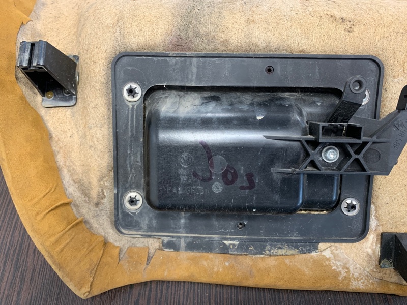 Обшивка крышки багажника CONTINENTAL (2003-2011) GT