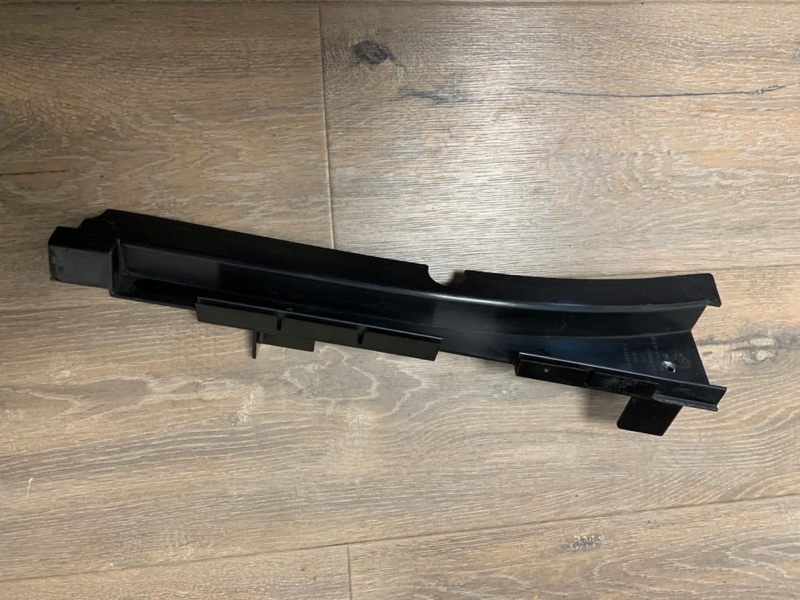 Кронштейн правый Bentley Continental 2003-2011 Gt 3w8864472 Б/У