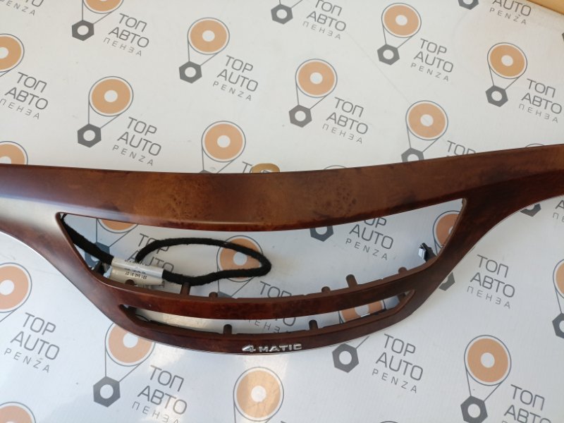 Декоративная накладка торпедо S 500 4MATIC 2008 W221 273 968