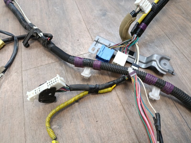 Проводка салона левая RX400H 2006 2 3MZ-FE