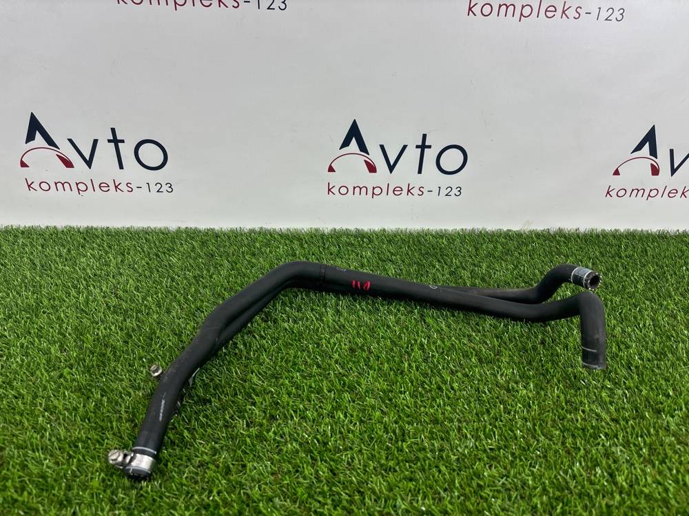 Патрубок отопителя Audi A8 2009 D3 BVJ 4E1819371 контрактная