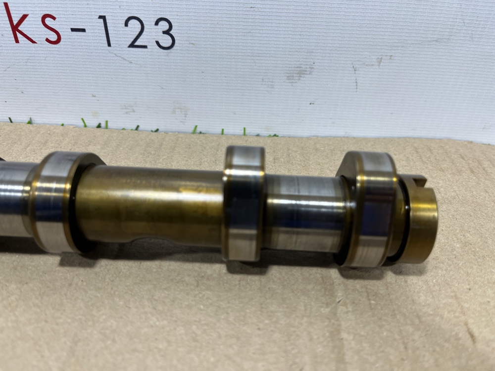 Распредвал выпускной A6 2009 C6 CCAA Распредвал выпускной A6 2009 C6 CCAA