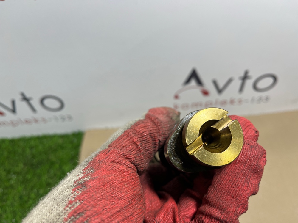 Распредвал выпускной A6 2009 C6 CCAA Распредвал выпускной A6 2009 C6 CCAA