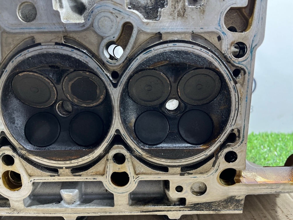 Головка блока цилиндров левая A6 2009 C6 CCAA Головка блока цилиндров левая A6 2009 C6 CCAA