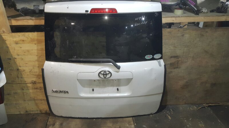 Дверь задняя Toyota Sienta NCP81