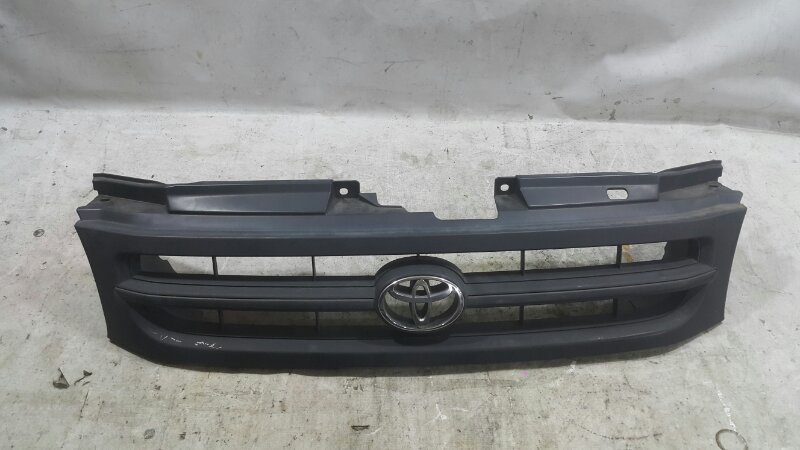 Решетка радиатора Toyota Town Ace KR42