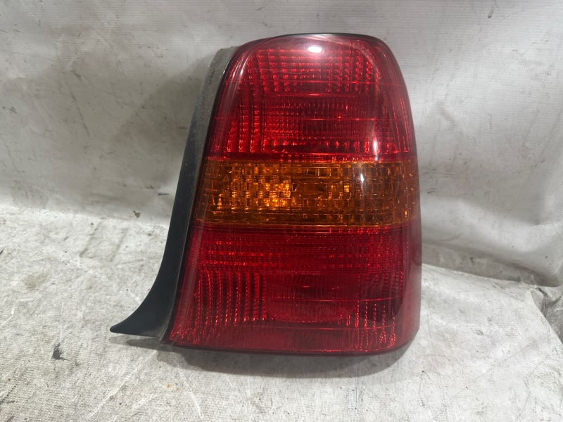 Стоп Toyota Progres JCG10 задний правый