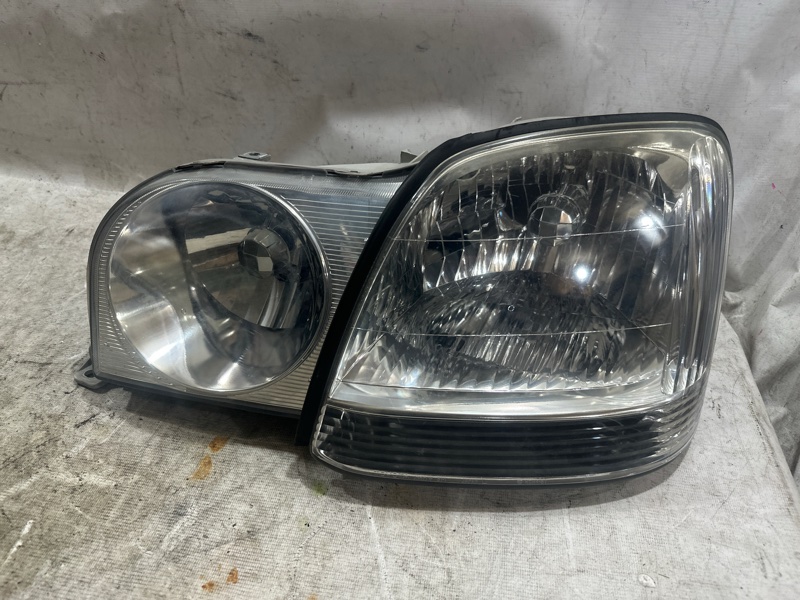 Фара Toyota Progres JCG10 передняя левая