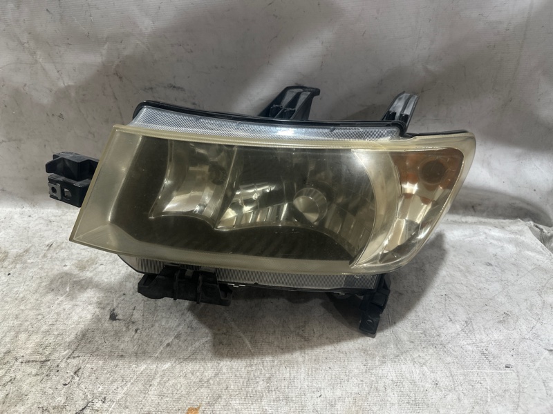 Фара Toyota Bb QNC21 передняя левая