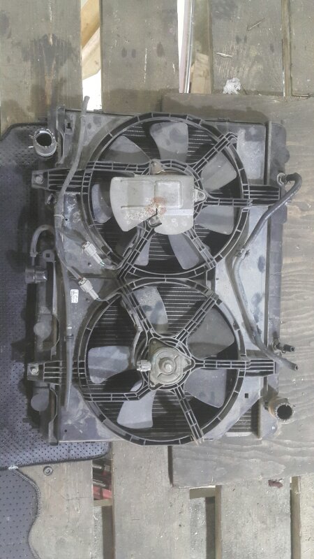Радиатор основной Nissan Liberty PM12 SR20