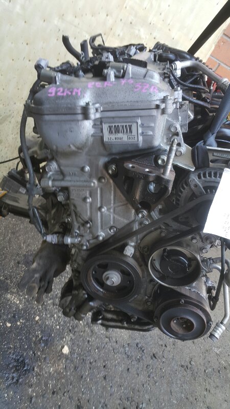 Двигатель Toyota Voxy ZRR75 3ZRFE