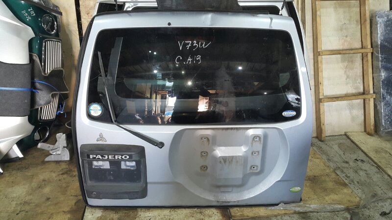 Дверь задняя Mitsubishi Pajero V73W