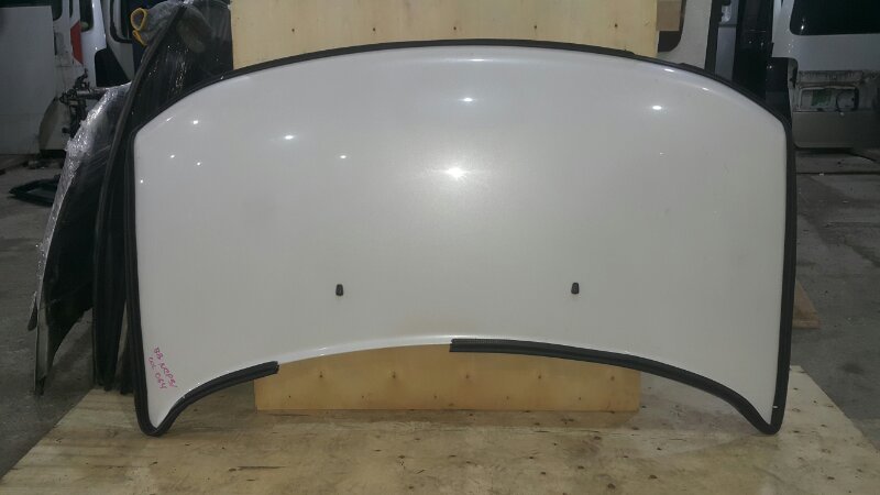Капот Toyota Bb NCP31 Капот Toyota Bb NCP31