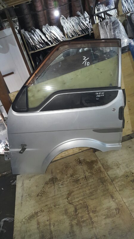 Дверь Nissan Vanette SK82MN передняя левая
