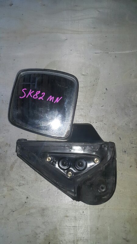 Зеркало Nissan Vanette SK82MN правое
