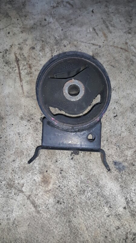 Подушка двигателя TOYOTA VITZ SCP10 1NZ (б/у)