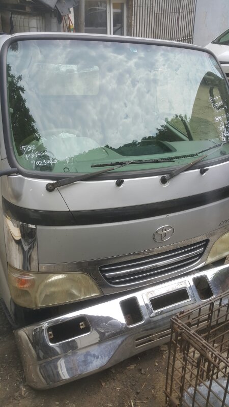 Кабина TOYOTA DYNA KDY230 2KD-FTV 2007 (б/у)