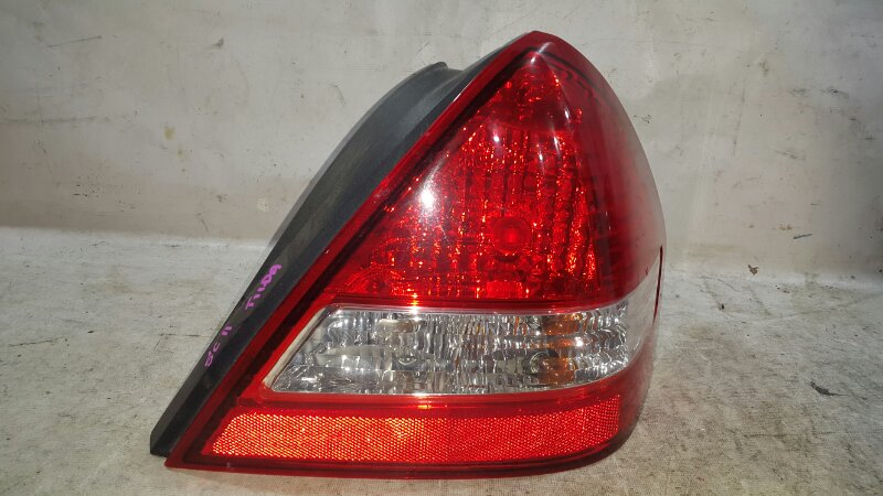 Стоп NISSAN TIIDA SC11 задний правый (б/у)