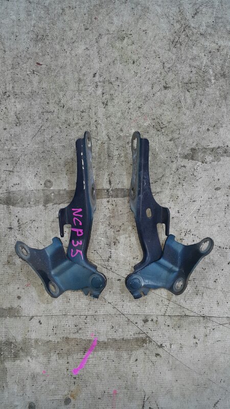Петля капота TOYOTA BB NCP35 (б/у)
