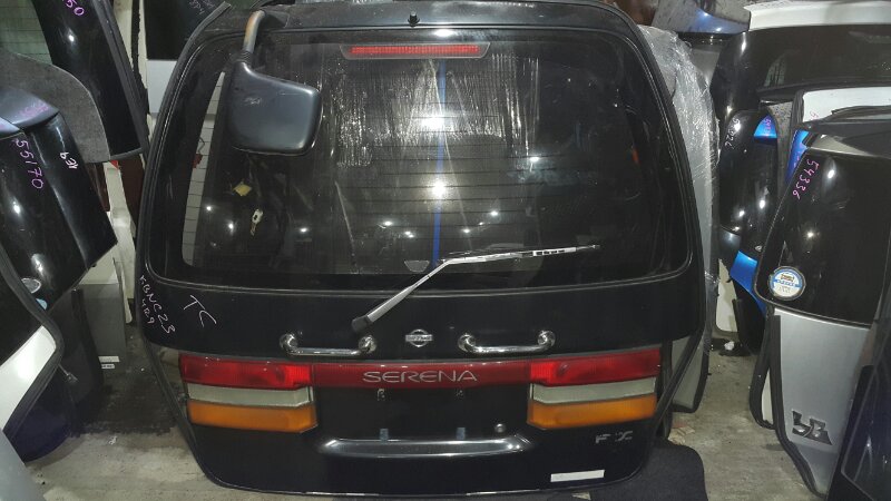 Дверь задняя NISSAN SERENA KBNC23 (б/у)