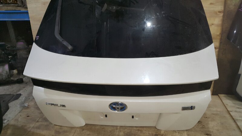 Дверь задняя TOYOTA PRIUS ZVW50 (б/у)